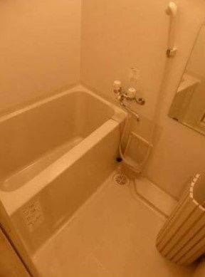 バージュアル浦和ウエストの浴室