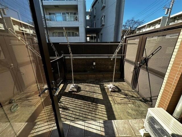 ＡＸＡＳ　ＫＯＴＡＫＥＭＵＫＡＩＨＡＲＡの庭