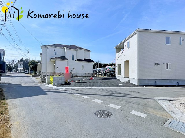 上尾市大谷本郷　第8　Ⅱ期　新築一戸建て　クレイドルガーデン　01の前面道路含む現地写真|26.2.5撮影済み