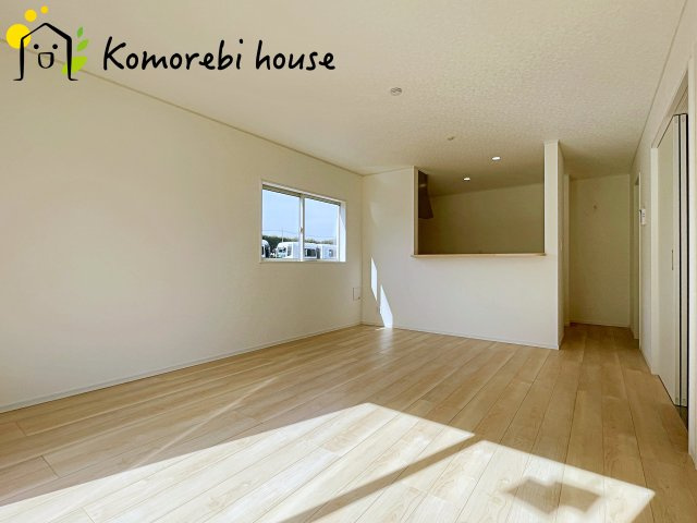 上尾市大谷本郷　第8　Ⅱ期　新築一戸建て　クレイドルガーデン　01の居間・リビング|26.2.5撮影済み