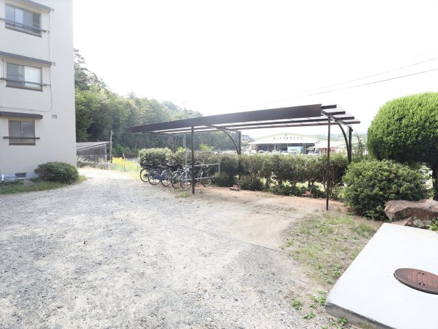 磯松マンションのその他共用部分|駐輪場