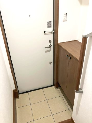サンライズ国立Ⅱの玄関