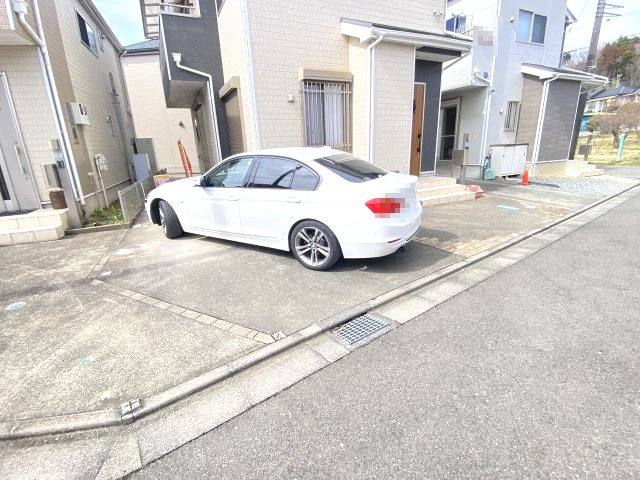 『八王子市中古戸建て』八王子市川口町1347-6【仲介手数料無料】　八王子市川口町　の駐車場|～仲介手数料無料☆八王子ひなた不動産～八王子市川口町　中古戸建て
