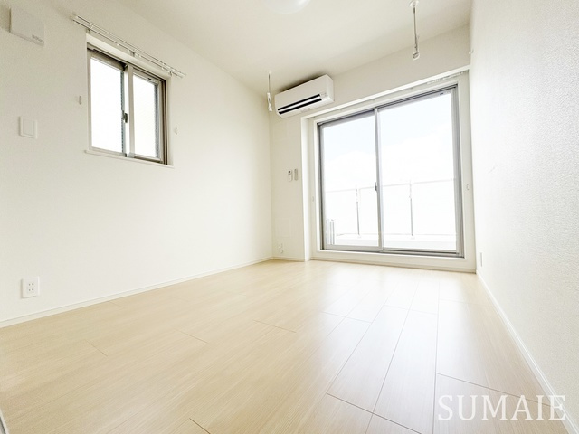 メゾンドビューラシーヌⅢの洋室|洋室です☆