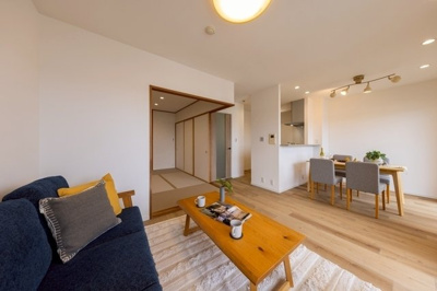 【居間・リビング】 | ルネ伊丹ガーデンスクエア