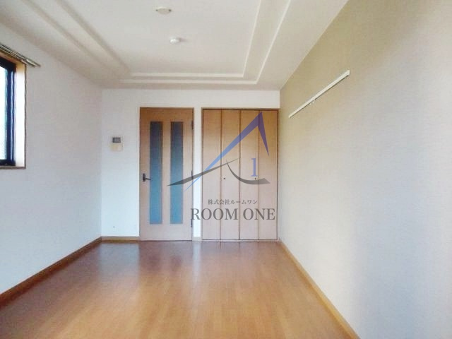 新道ハイツの居間・リビング|洋室のお部屋です。