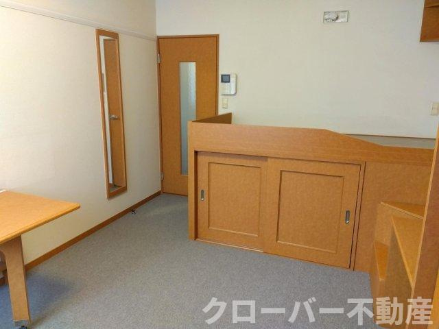 レオパレス金倉Ⅱの寝室