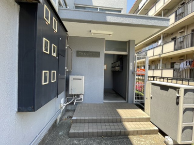 【エントランス】 | スカイハイツ大沢