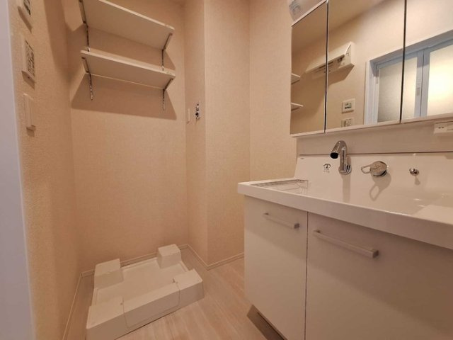 ラブリエＳＵＮ　Ⅰの独立洗面台