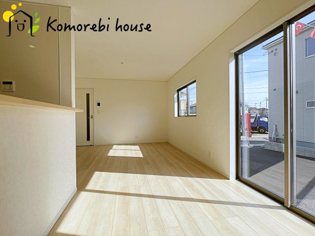 上尾市大谷本郷　第8　Ⅱ期　新築一戸建て　クレイドルガーデン　02の居間・リビング|26.2.5撮影済み