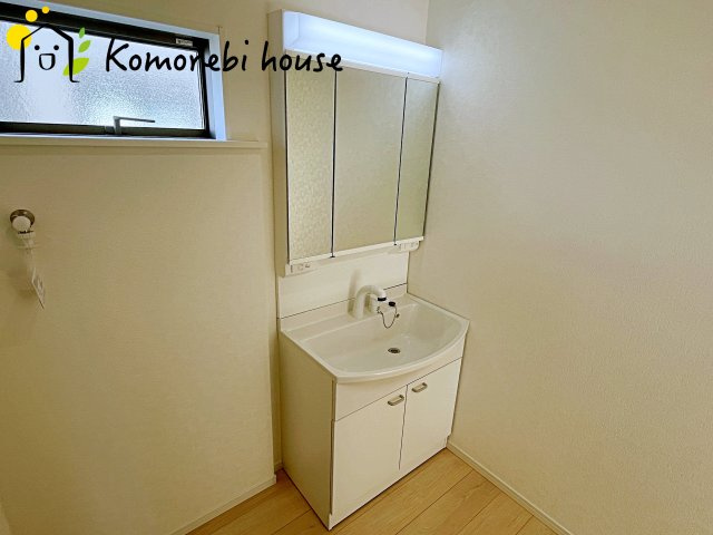 上尾市大谷本郷　第8　Ⅱ期　新築一戸建て　クレイドルガーデン　02の独立洗面台|26.2.5撮影済み