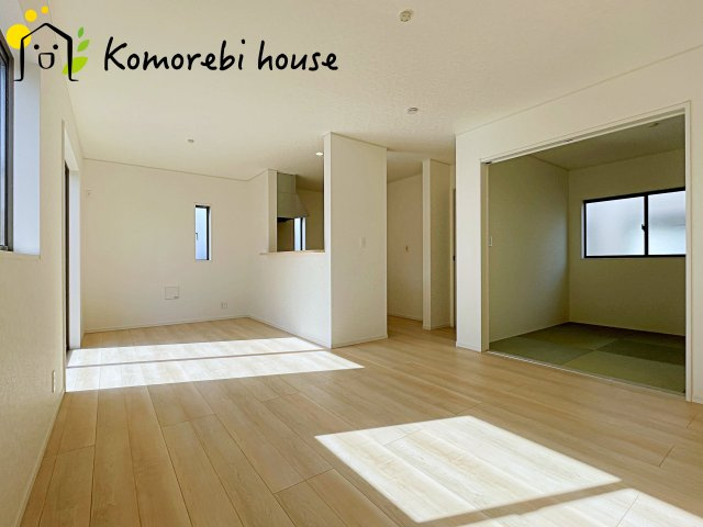 上尾市大谷本郷　第8　Ⅱ期　新築一戸建て　クレイドルガーデン　02の居間・リビング|26.2.5撮影済み