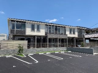 エルフィオーレの駐車場|外観写真（昼）