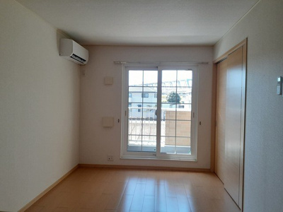 【居間・リビング】 | ニューパレドール | おしゃれな居間です