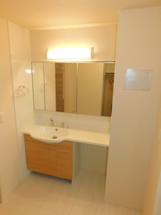 A＆M朝生田　A棟の洗面所