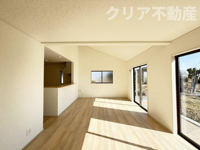 【居間・リビング】 | 高崎市箕郷町白川第2　1号棟平屋