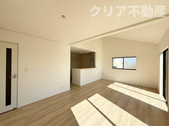 【居間・リビング】 | 高崎市箕郷町白川第2　1号棟平屋