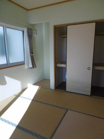 つくば市春風台　東南角地の和室|１階　４.５畳の和室