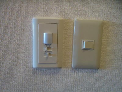 【その他】 | モア・フレーブ | 人感センサー