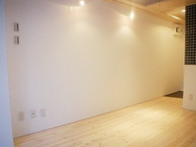 トーカン新宿第2キャステールの設備|お洒落なコンクリートのうちっぱなしは魅力的♪