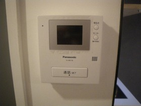 トーカン新宿第2キャステールのセキュリティ|24時間の防犯カメラが常にあなたを守ります♪