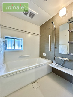 【浴室】 | 室内物干し・食洗機付　LDK高天井　三山2　1棟 | 施工例