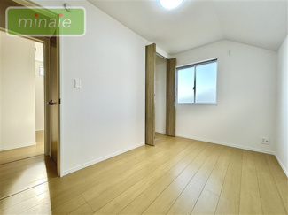 【洋室】 | 室内物干し・食洗機付　LDK高天井　三山2　1棟 | 施工例