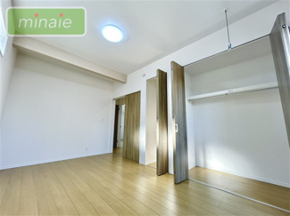 【洋室】 | 室内物干し・食洗機付　LDK高天井　三山2　1棟 | 施工例