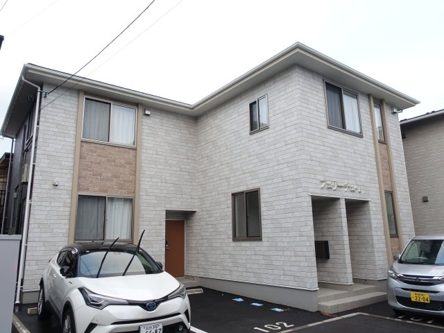 新潟市東区幸栄３丁目のアパート