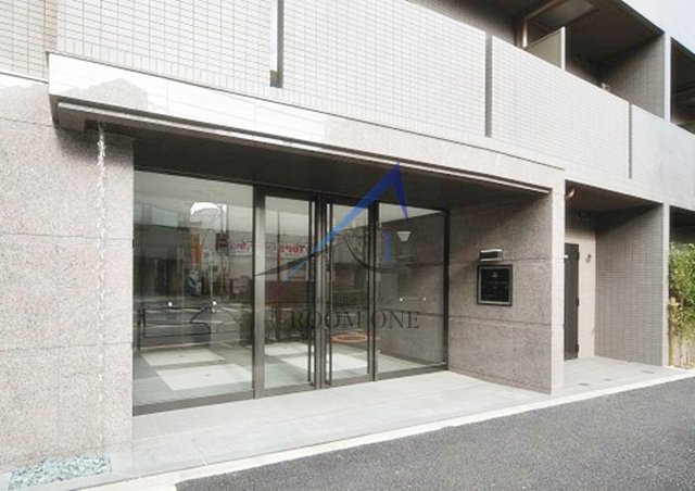 ルーブル都立家政参番館のエントランス|エントランスです。