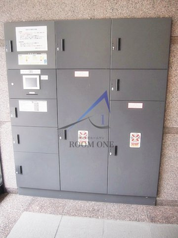 ルーブル都立家政参番館のその他共用部分|宅配ボックスです。