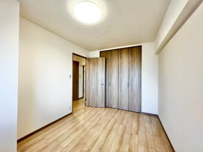 【洋室】 | メゾンドール羽衣