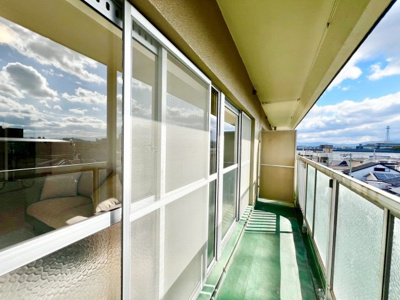 【バルコニー】 | メゾンドール羽衣