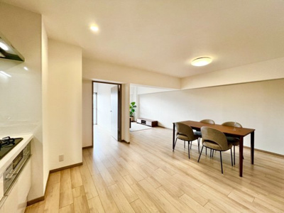 【居間・リビング】 | メゾンドール羽衣