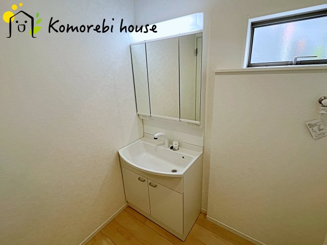 上尾市大谷本郷　第8　Ⅱ期　新築一戸建て　クレイドルガーデン　05の独立洗面台|26.2.5撮影済み