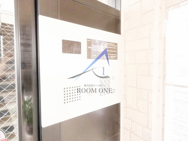 ヴィラージュシャルマンのセキュリティ|オートロックです。