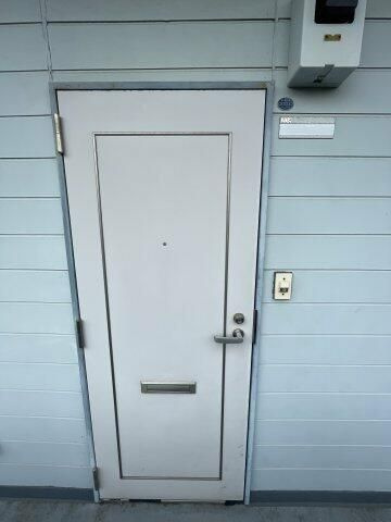 コンフォルト２３の玄関