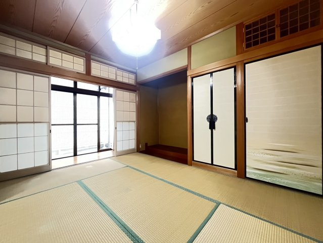 半田市上池町1丁目の和室|1階和室6帖♪（西側）