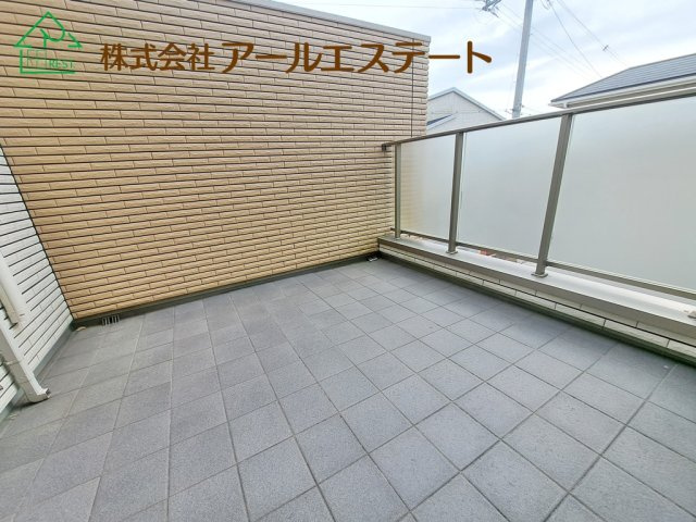 姫路市花田町上原田　　中古戸建のバルコニー