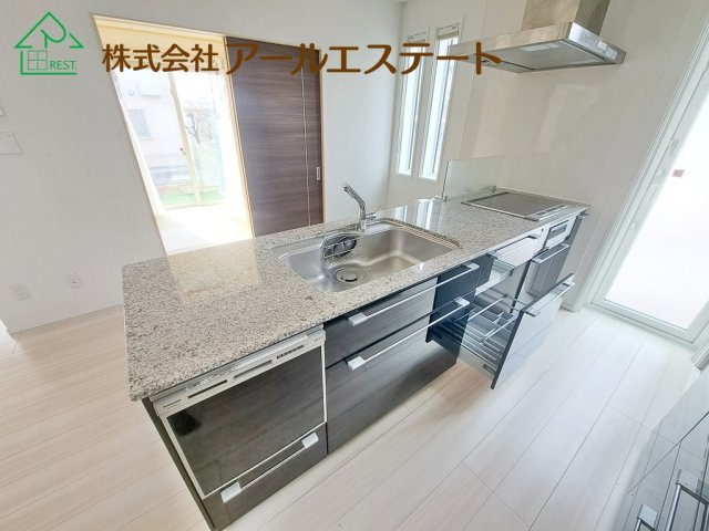 姫路市花田町上原田　　中古戸建のキッチン