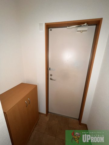 ファルダ不二ガ丘の玄関