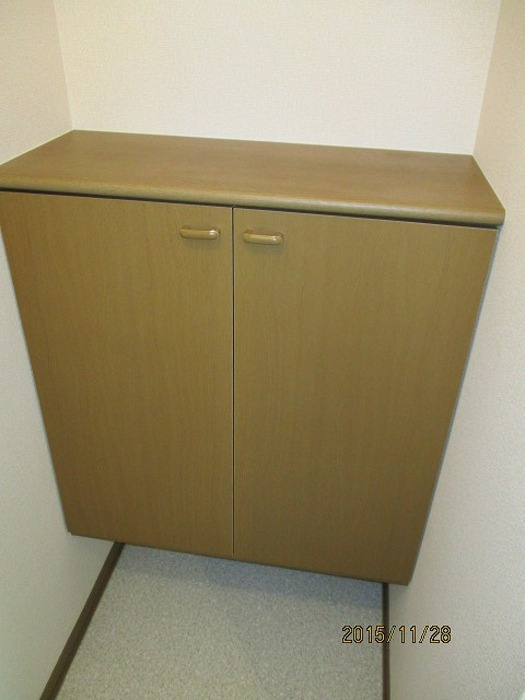 サンハイツ小中島　Ｅの玄関