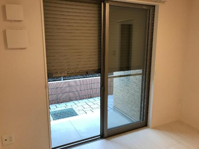 仮）犬山市裏之門新築アパートの展望|シャッター（イメージ）