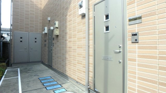 ミモザ立川のエントランス