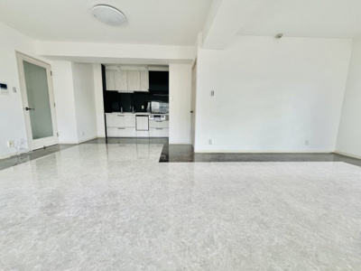 【居間・リビング】 | プリオーレ苦楽園