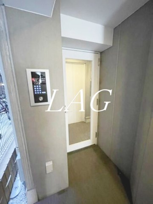 【エントランス】 | アドラーホルスト | エントランスです。