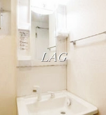 【洗面所】 | グランディール柴又 | 洗面台です。