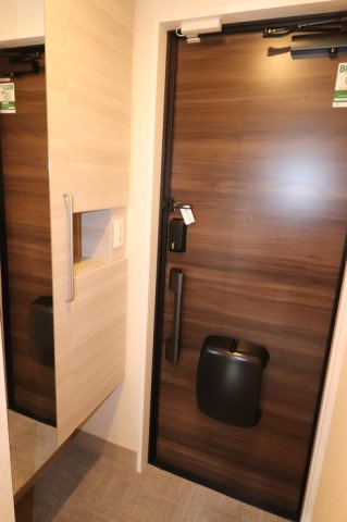 グランメールⅡの玄関