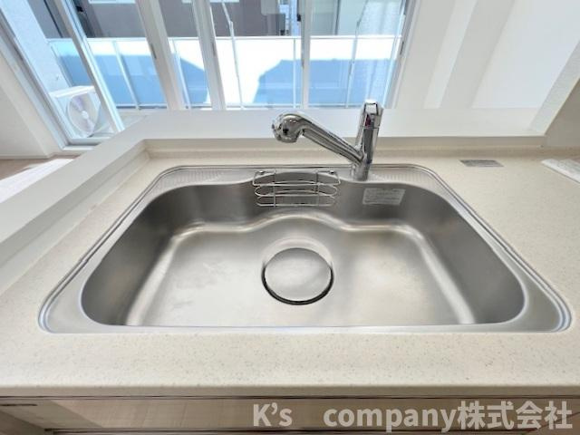 ◎茅ヶ崎市赤松町　プライム湘南辻堂リーフィアレジデンスのキッチン|耐久性の優れたステンレス製のシンク◇