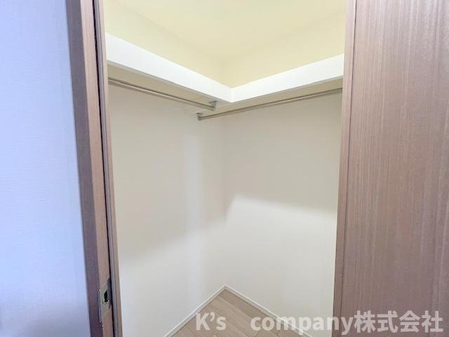◎茅ヶ崎市赤松町　プライム湘南辻堂リーフィアレジデンスの収納|洋室６帖のウォークインクローゼット☆